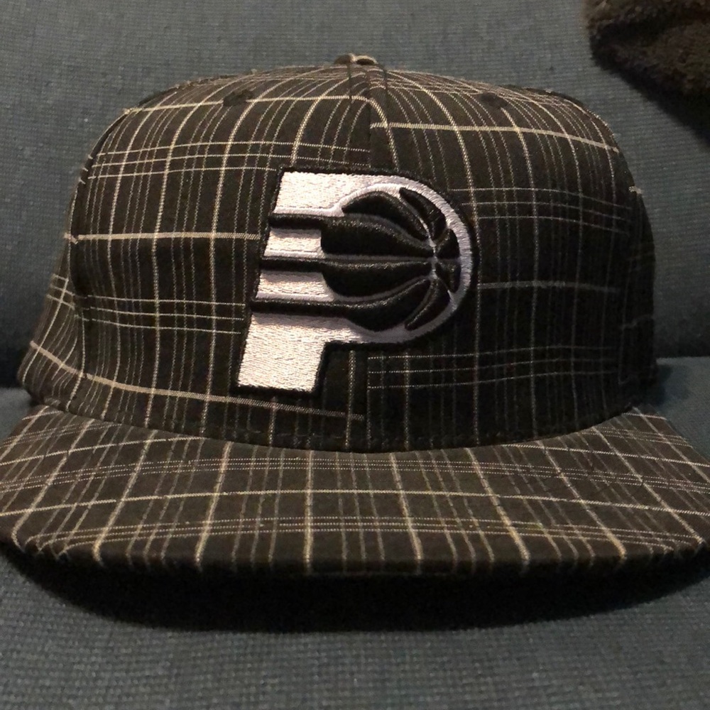 Indiana Pacers Black & White NBA 47’ twins FlexFit